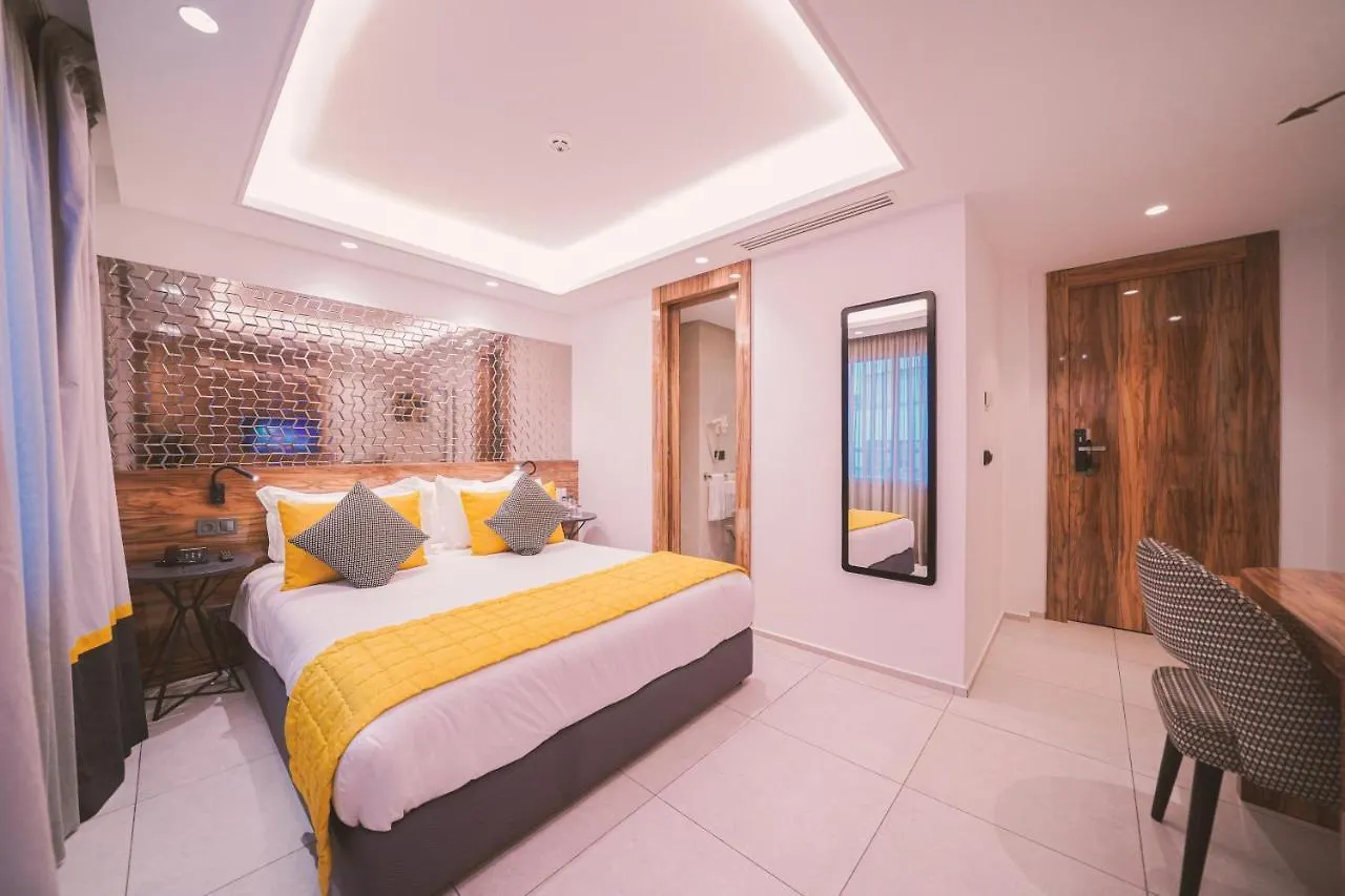 Oum Palace Hotel & Spa Касабланка