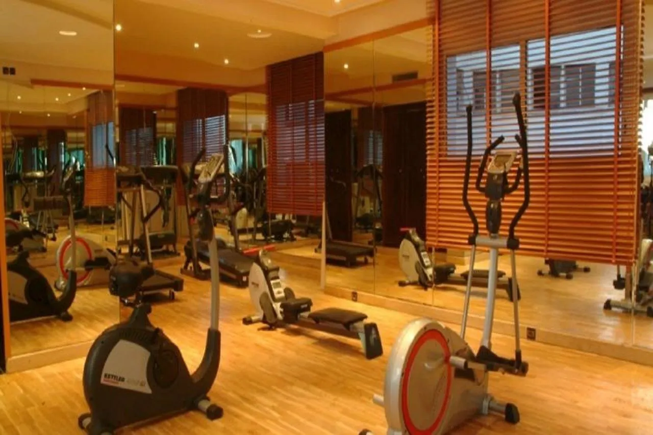 Oum Palace Hotel & Spa Касабланка