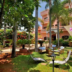 بيت ضيافة Lhostel A, الدار البيضاء