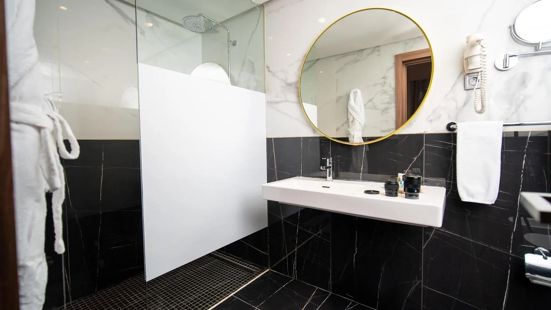 Oum Palace Hotel & Spa Casa Blanca
