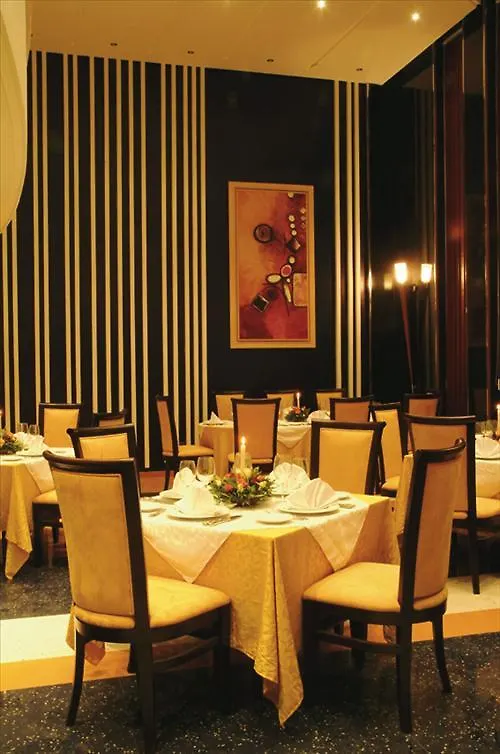 Oum Palace Hotel & Spa Casa Blanca